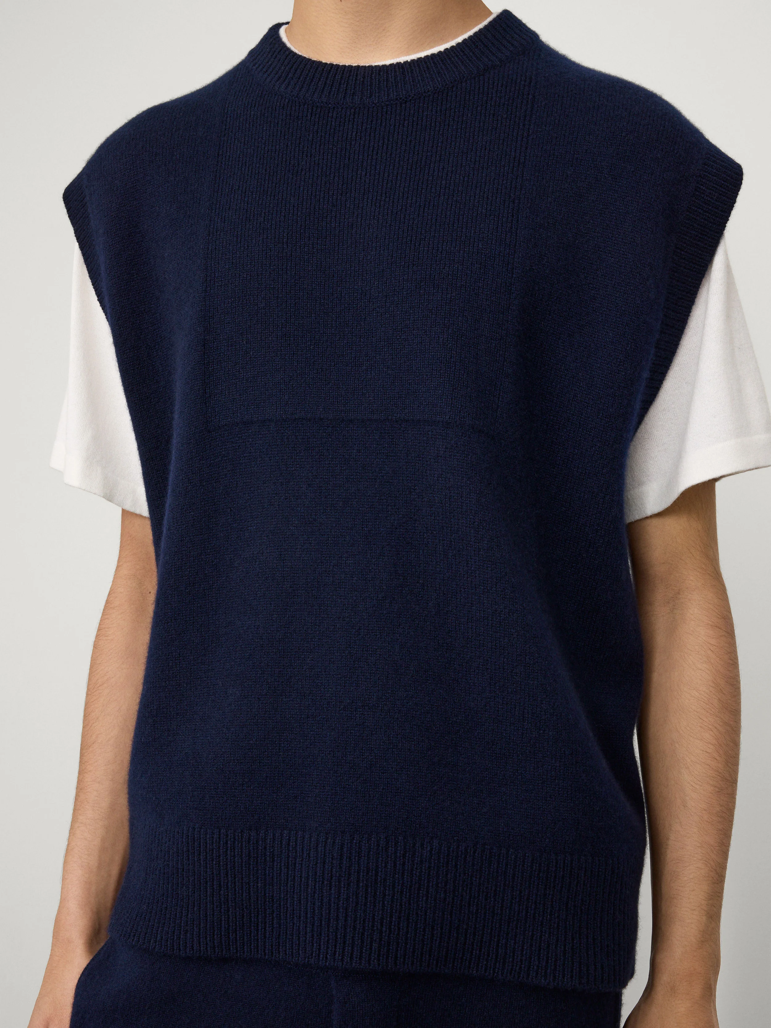 The Dennis Vest - Image 4
