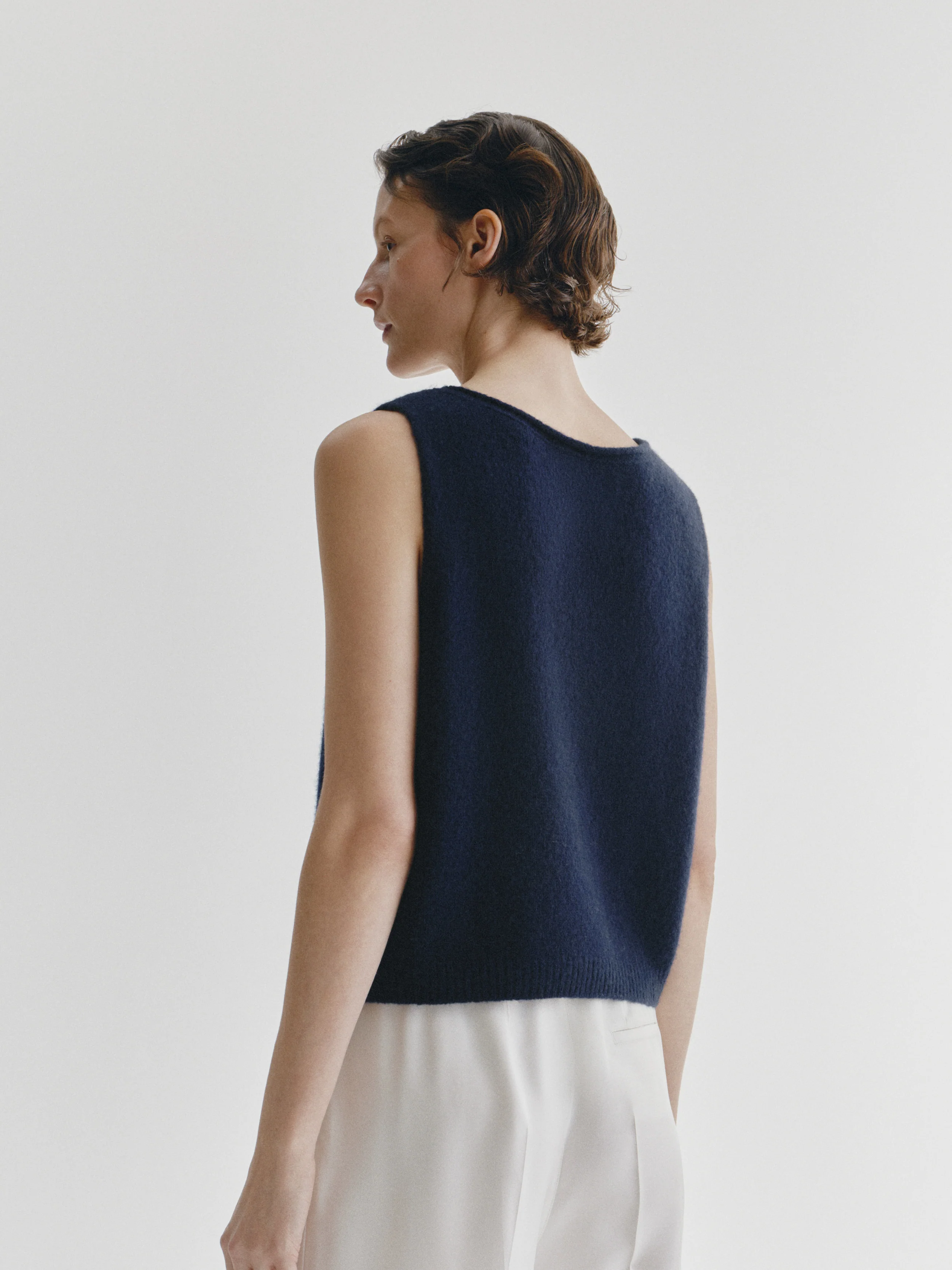 The Devine Vest - Image 3